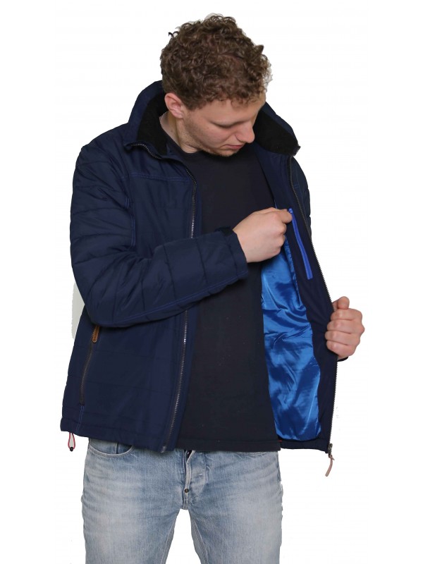 DONKERBLAUW